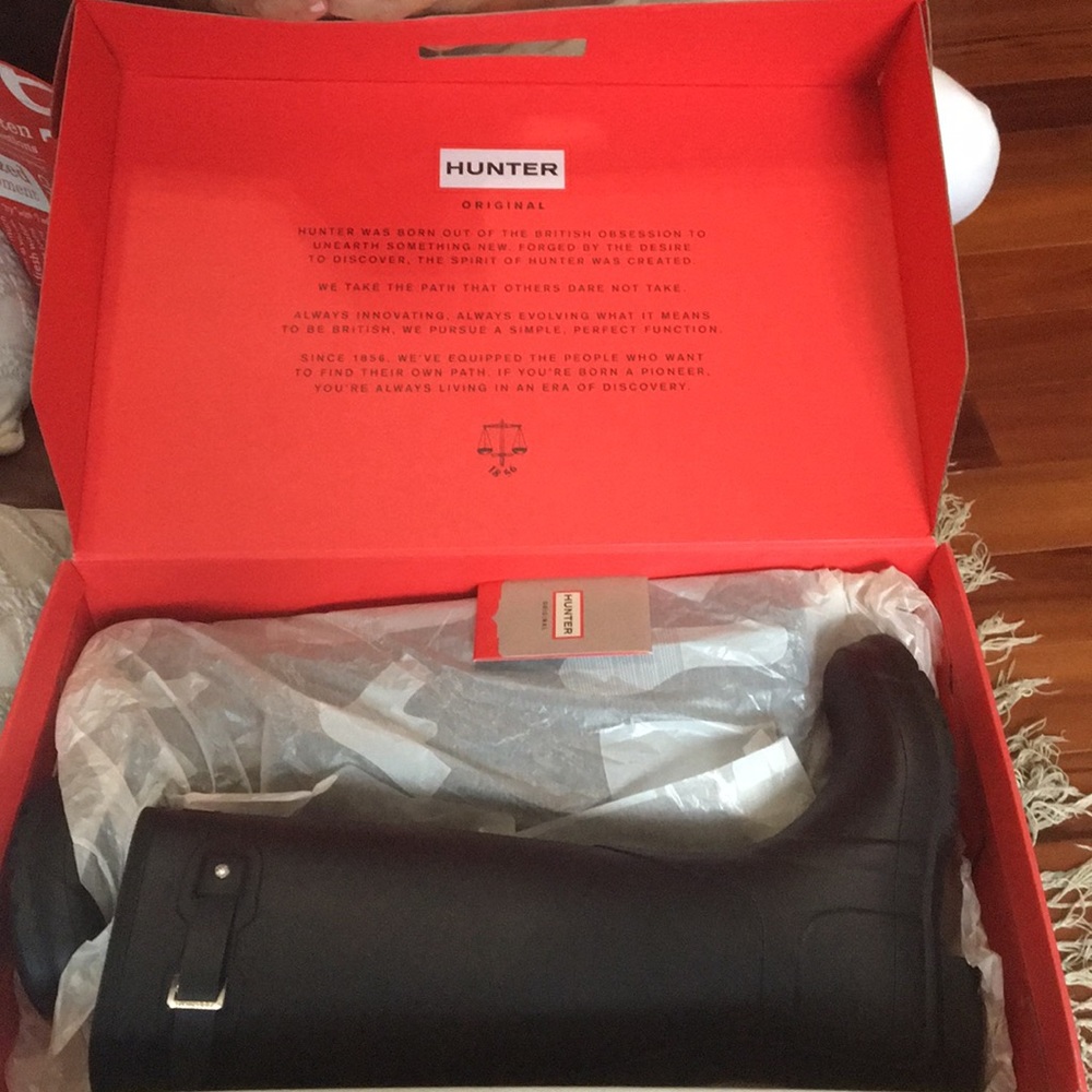 Hunter boots. Black size 8 womens